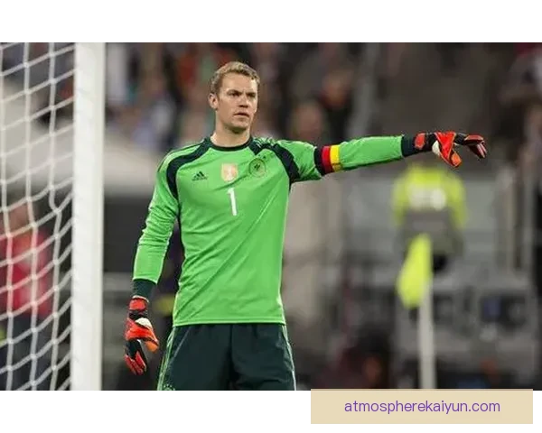 诺伊尔与布冯的历史地位分析，表现持续引发球迷关注